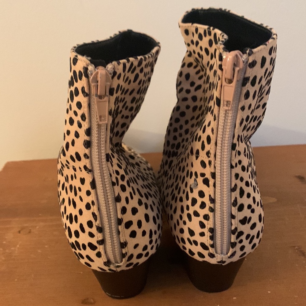 - Nwob Leopard Print Booties Size 10 - image 4